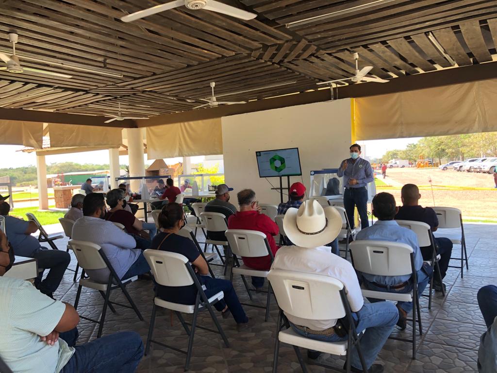 Gracias a invitación de nuestro asociado Bayer, se imparte capacitación en Tizte, Nayarit